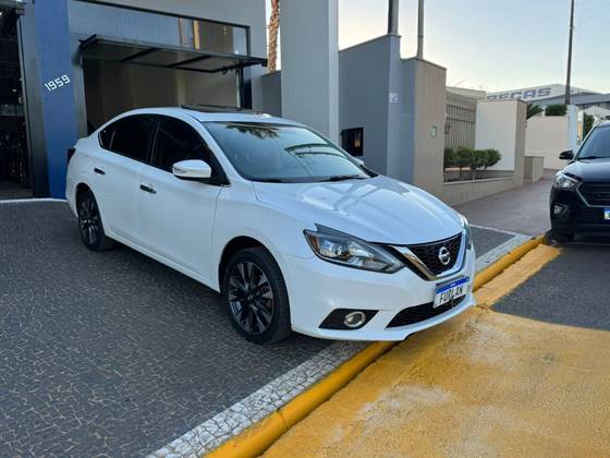 NISSAN SENTRA 2.0 SL 16V FLEX 4P AUTOMÁTICO NISSAN SENTRA 2.0 SL 16V FLEX 4P AUTOMÁTICO